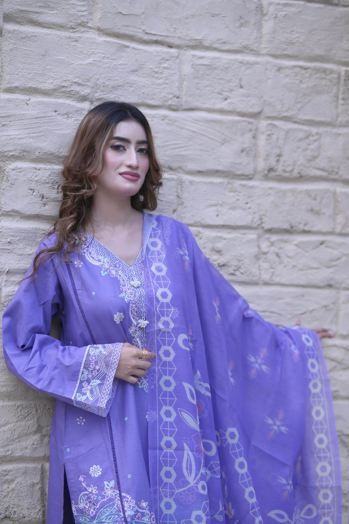 Lilac Charm 3-Piece Stitched Suit - Layaal