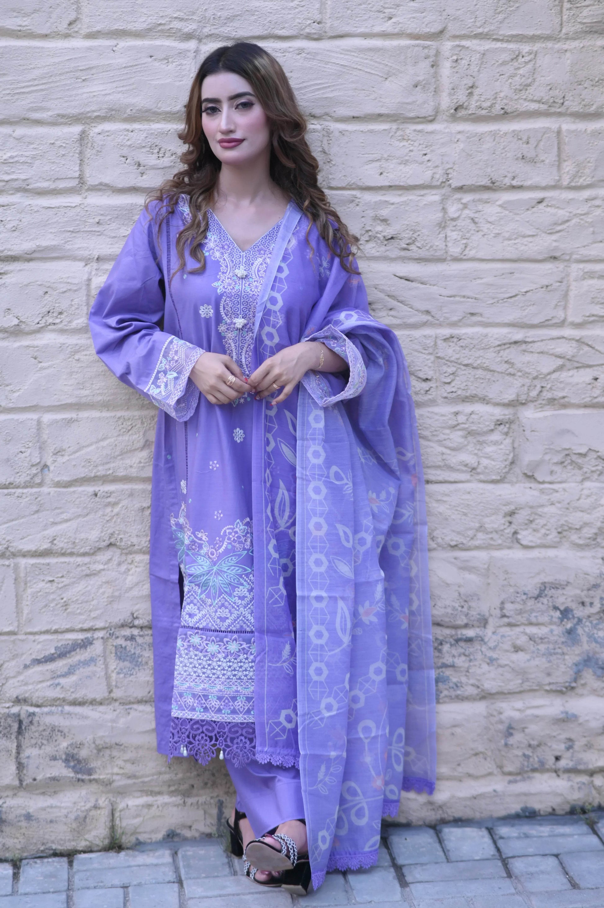 Lilac Charm 3-Piece Stitched Suit - Layaal