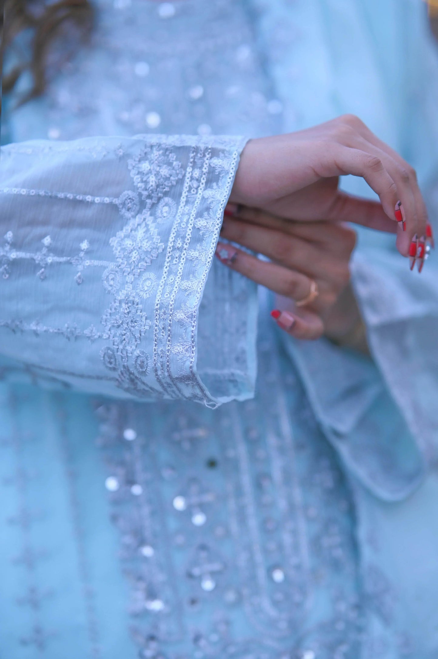 Ice Crystal 3-Piece Stitched Suit - Layaal