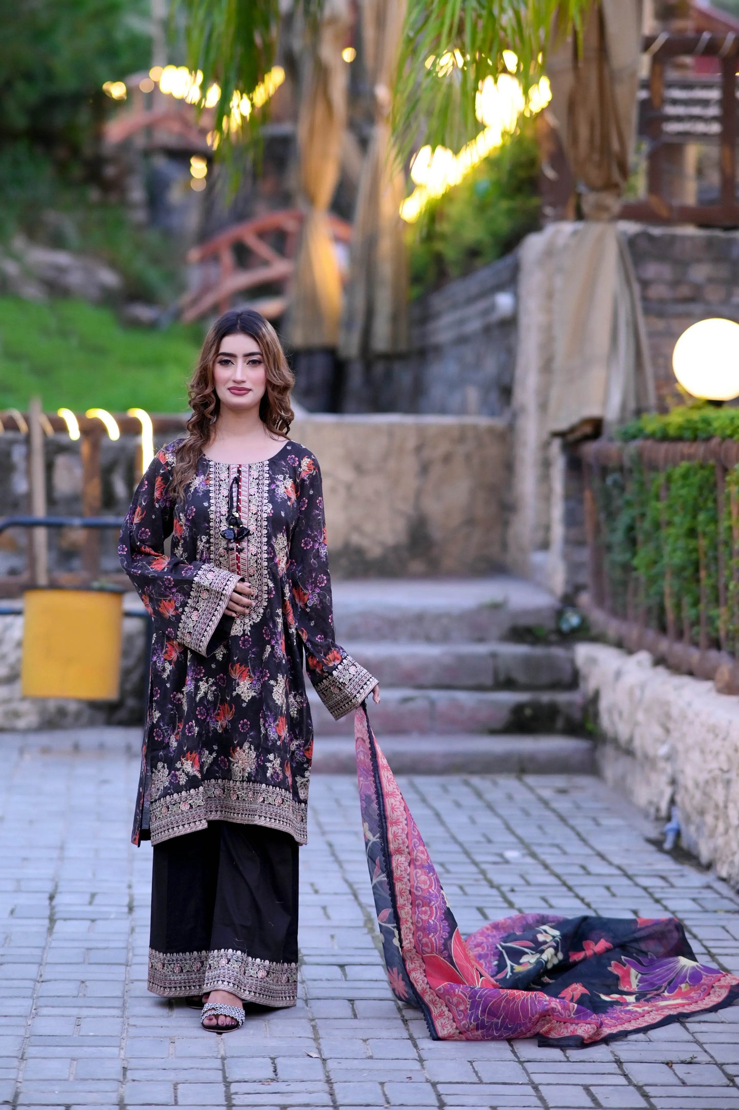 Black Bloom 3-Piece Stitched Suit - Layaal