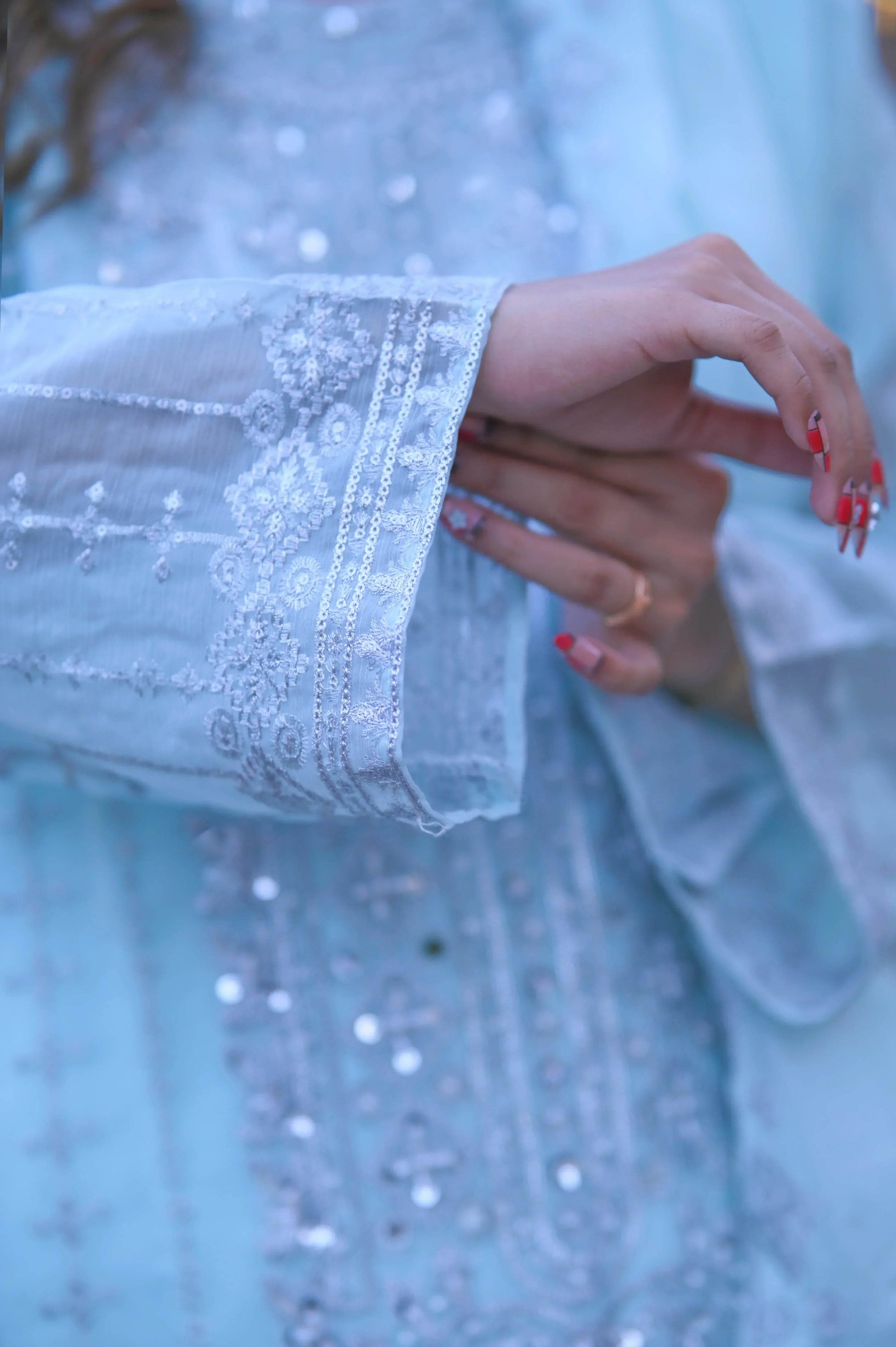 Ice Crystal 3-Piece Stitched Suit - Layaal